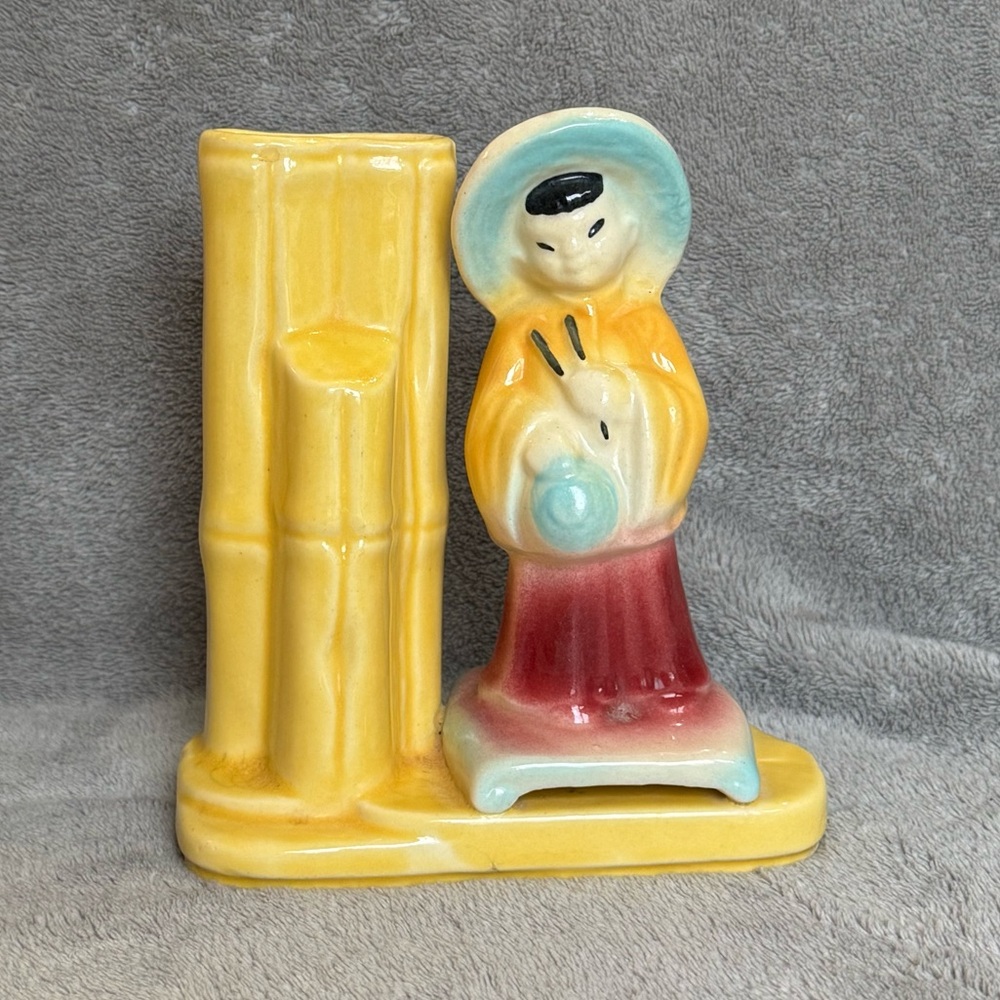 Vtg Shawnee Pottery Asian Boy Bamboo Vase USA 702